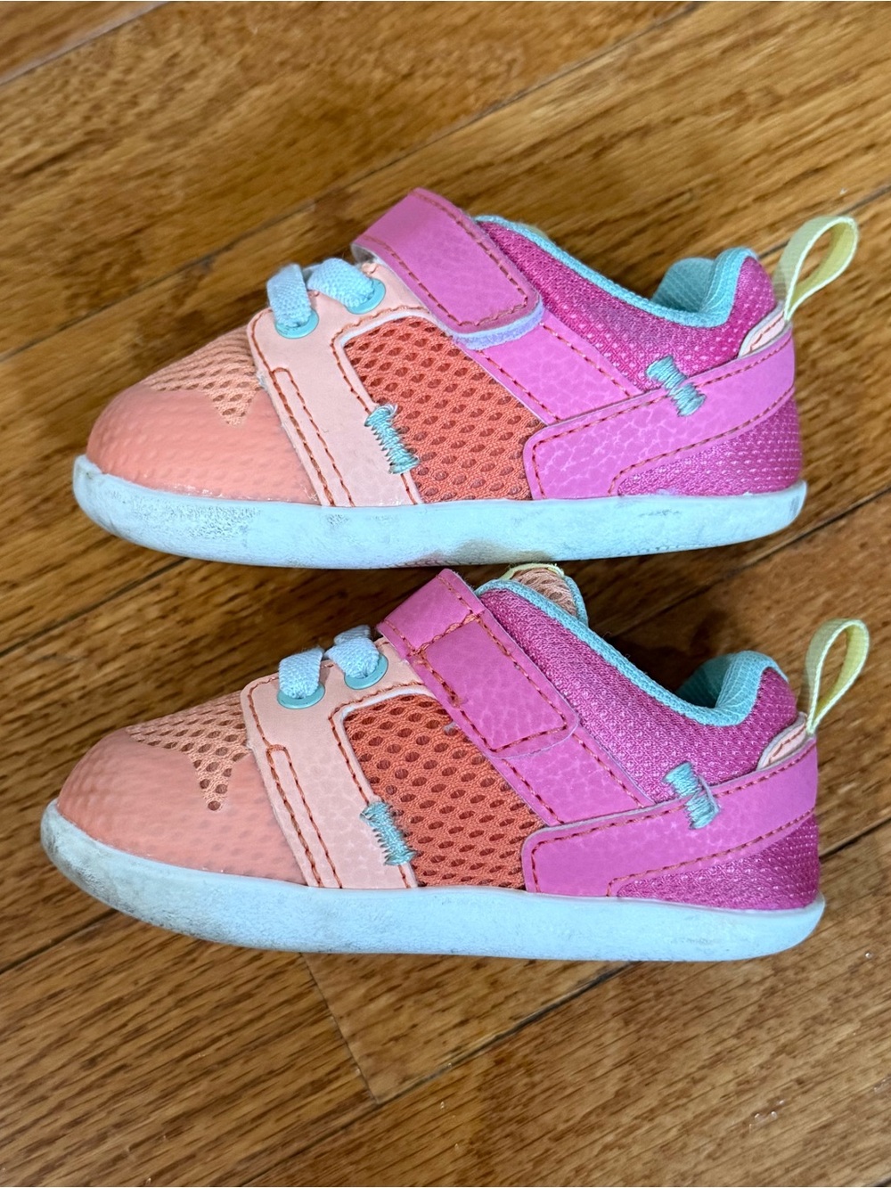 See Kai Run Baby Girls Toddlers 5 Viento Mini First Walker Shoes Sneakers Peach - Picture 6 of 9